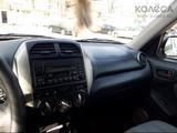 Toyota RAV4 2004 года за 5 500 000 тг. в Тараз – фото 2