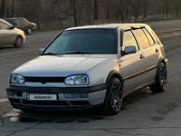 Volkswagen Golf 1994 годаүшін1 800 000 тг. в Алматы