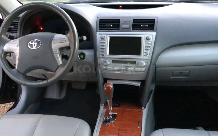 Toyota Camry 2010 года за 4 900 000 тг. в Актобе