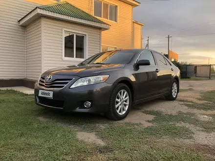 Toyota Camry 2010 года за 4 900 000 тг. в Актобе – фото 9