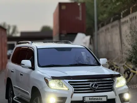 Lexus LX 570 2012 года за 27 000 000 тг. в Алматы