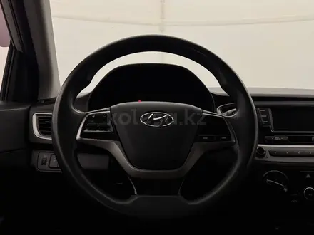 Hyundai Accent 2017 года за 5 640 000 тг. в Актобе – фото 13