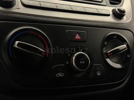 Hyundai Accent 2017 года за 5 640 000 тг. в Актобе – фото 19