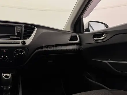 Hyundai Accent 2017 года за 5 640 000 тг. в Актобе – фото 27