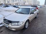 Toyota Camry 1999 годаfor3 000 000 тг. в Астана – фото 2