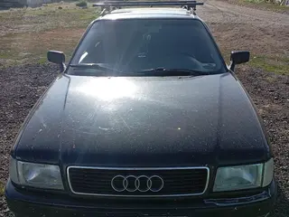 Audi 80