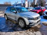 Volkswagen Tiguan 2018 года за 17 300 000 тг. в Астана