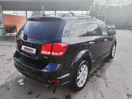 Dodge Journey 2012 года за 7 500 000 тг. в Уральск – фото 6