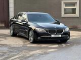 BMW 750 2011 года за 13 500 000 тг. в Алматы