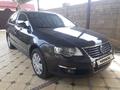 Volkswagen Passat 2008 годаfor3 800 000 тг. в Шымкент