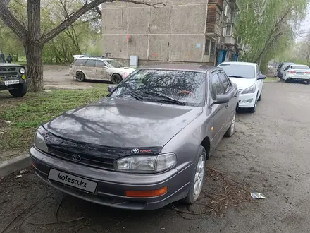 Toyota Camry 1992 года за 2 500 000 тг. в Усть-Каменогорск – фото 2