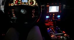 Volkswagen Touareg 2005 года за 5 000 000 тг. в Алматы – фото 4