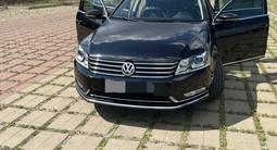 Volkswagen Passat 2014 года за 6 700 000 тг. в Алматы