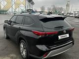 Toyota Highlander 2021 года за 29 400 000 тг. в Астана