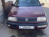 Volkswagen Vento 1993 года за 1 100 000 тг. в Алматы