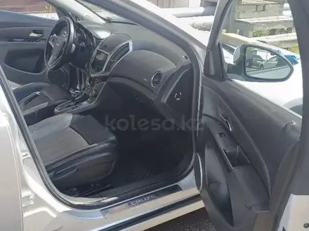 Chevrolet Cruze 2013 года за 4 200 000 тг. в Астана – фото 13