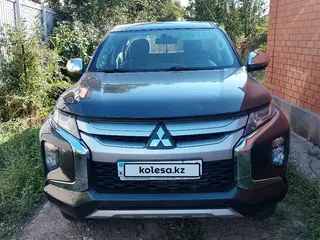 Mitsubishi L200, 2022
