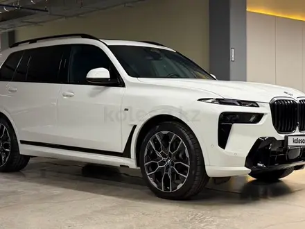 BMW X7 2025 года за 71 000 000 тг. в Астана – фото 3