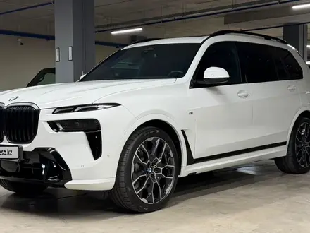 BMW X7 2025 года за 71 000 000 тг. в Астана – фото 2