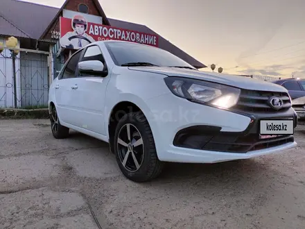 ВАЗ (Lada) Granta 2190 2022 года за 3 500 000 тг. в Уральск – фото 3