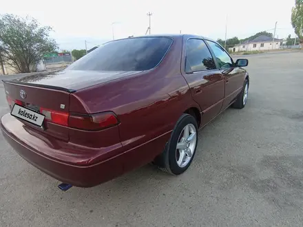 Toyota Camry 1999 года за 3 000 000 тг. в Алматы – фото 13