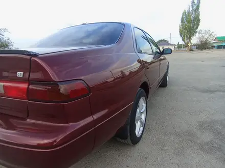 Toyota Camry 1999 года за 3 000 000 тг. в Алматы – фото 18