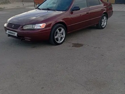 Toyota Camry 1999 года за 3 000 000 тг. в Алматы – фото 4