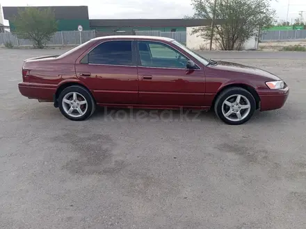 Toyota Camry 1999 года за 3 000 000 тг. в Алматы – фото 6