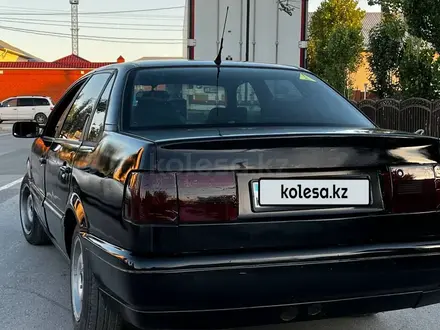 Volkswagen Passat 1995 года за 1 650 000 тг. в Кызылорда – фото 7