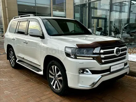 Toyota Land Cruiser 2016 года за 29 900 000 тг. в Астана