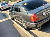 Mercedes-Benz C 180 1993 года за 1 100 000 тг. в Алматы – фото 5