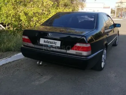 Mercedes-Benz S 300 1993 года за 1 800 000 тг. в Атырау – фото 5