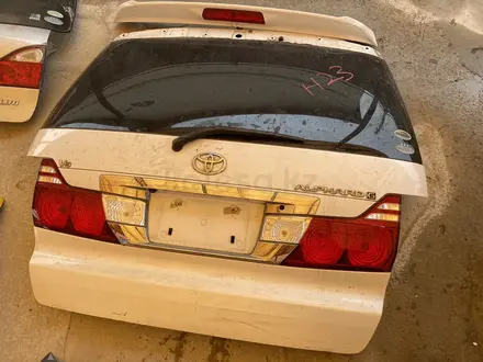 Задние фонари Toyota Alphard за 30 000 тг. в Атырау