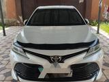 Toyota Camry 2018 года за 14 000 000 тг. в Шымкент