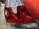 Toyota Camry 35 USA задний фонарь за 12 000 тг. в Алматы – фото 3