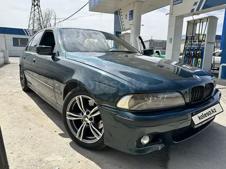 BMW 540 1998 года за 4 200 000 тг. в Тараз – фото 2