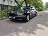 BMW 740 1995 года за 3 500 000 тг. в Алматы