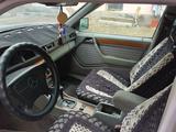 Mercedes-Benz E 280 1992 годаүшін500 000 тг. в Тараз – фото 3