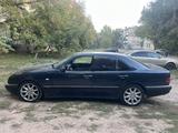 Mercedes-Benz E 420 1997 года за 3 500 000 тг. в Уральск – фото 4