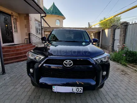 Toyota 4Runner 2019 года за 20 500 000 тг. в Алматы – фото 2