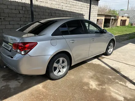 Chevrolet Cruze 2009 года за 2 700 000 тг. в Шымкент