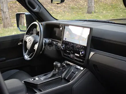 Lexus GX 550 2024 года за 55 500 000 тг. в Алматы – фото 16