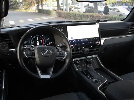 Lexus GX 550 2024 года за 55 500 000 тг. в Алматы – фото 19
