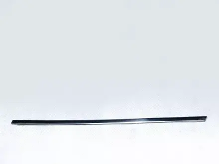 Хром молдинг переднего крыла на Mercedes E-Class w124 '85-'93 за 1 000 тг. в Алматы