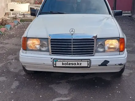 Mercedes-Benz E 220 1987 года за 1 100 000 тг. в Алматы