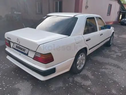 Mercedes-Benz E 220 1987 года за 1 100 000 тг. в Алматы – фото 7