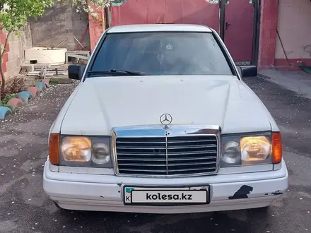 Mercedes-Benz E 220 1987 года за 1 100 000 тг. в Алматы – фото 9