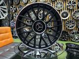 Диски Mercedes Benz R-18*5*112 j8 Et + 35 в наличии Astana за 245 000 тг. в Астана