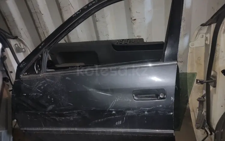 Дверь. Toyota Camry 20 за 35 000 тг. в Алматы