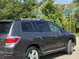 Toyota Highlander 2013 года за 12 000 000 тг. в Алматы – фото 5